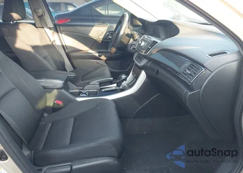 2015 Honda Accord Sport из США, поврежденный, VIN 1HGCR2F50FA058423